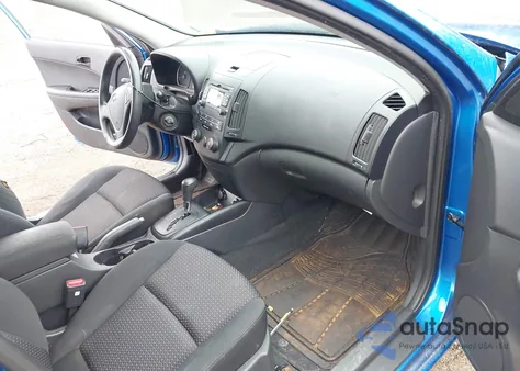 2010 Hyundai Elantra Touring Gls из США, поврежденный, VIN KMHDB8AE2AU054152